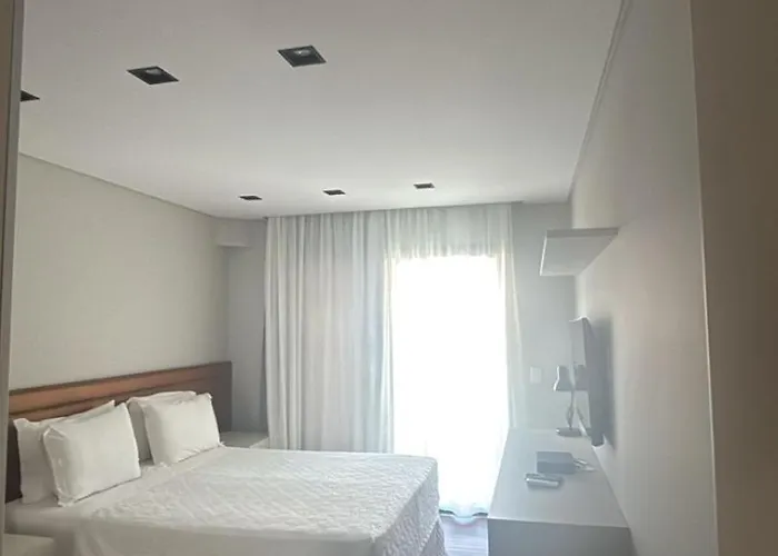 Hotel de praia: Flat Top - No Praia Brava Hotel Na Ilha A Beira Mar